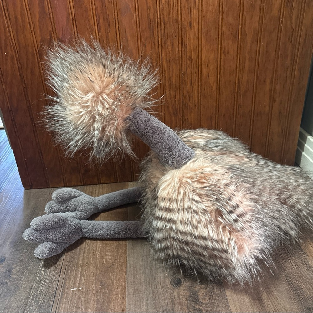 Retired Jellycat Odette Ostrich Plush EUC! - Picture 5 of 10